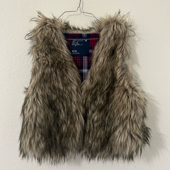 Y2K American Eagle Outfitters Faux Fur Vest Plaid Lined Red/brown Women's Size M - Picture 1 of 9